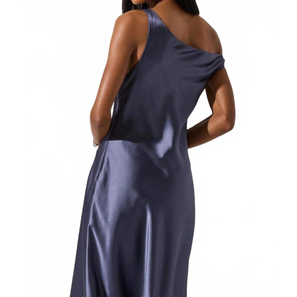 NEW ASTR elain dress in indigo - Picture 5 of 7